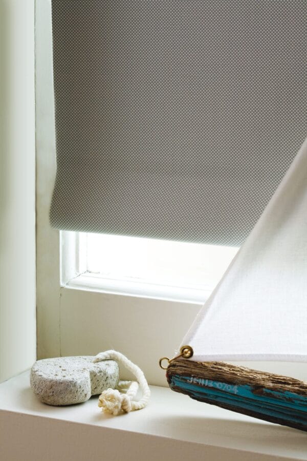 Uniview Zero Glacier Grey Blackout Roller Blind - Image 3